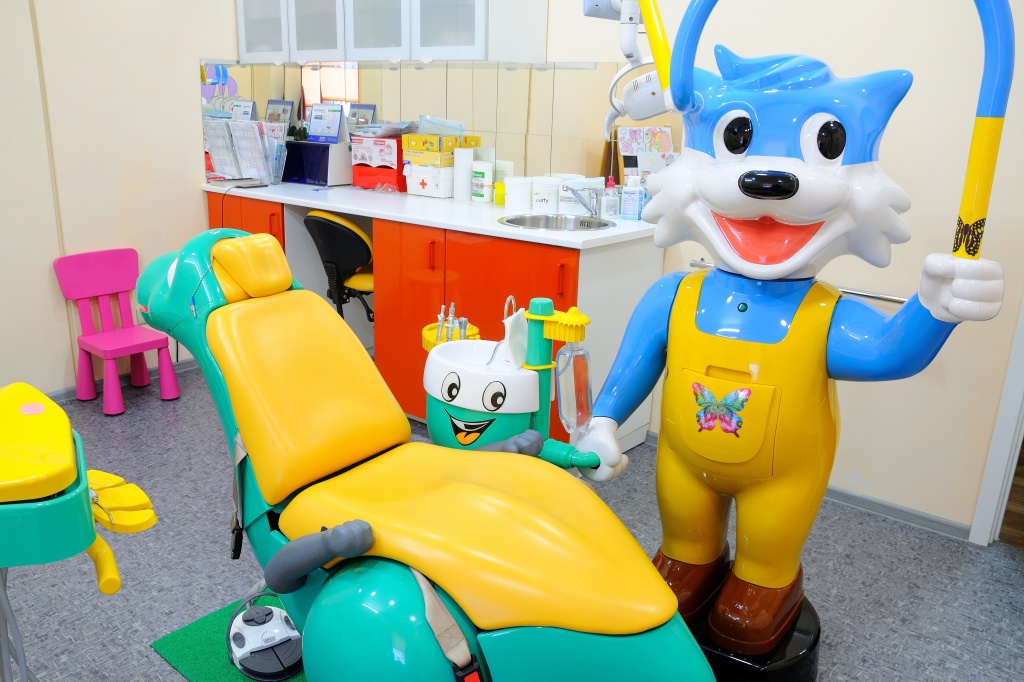 В клинике "Эстетикс" на Щелковской к Новому году открылся новый детский стоматологический кабинет.